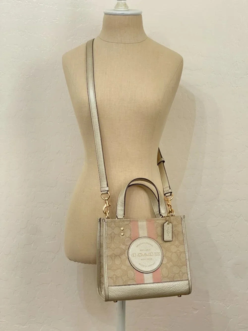 Coach Dempsey Tote 22 Crossbody Bag CG096 Signature Stripe Pink Khaki